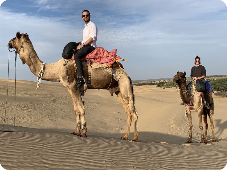 non-touristic-camel-safari-jaisalmer-murad-haveli