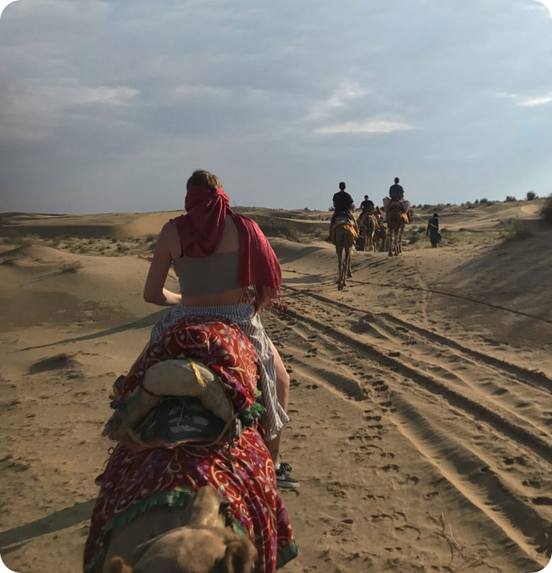 overnight-camel-safari-jaisalmer-murad-haveli