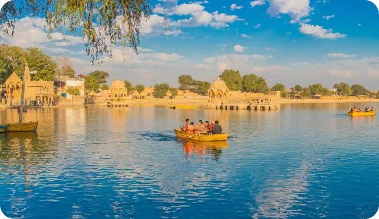 gadisar-lake-jaisalmer-sightseeing